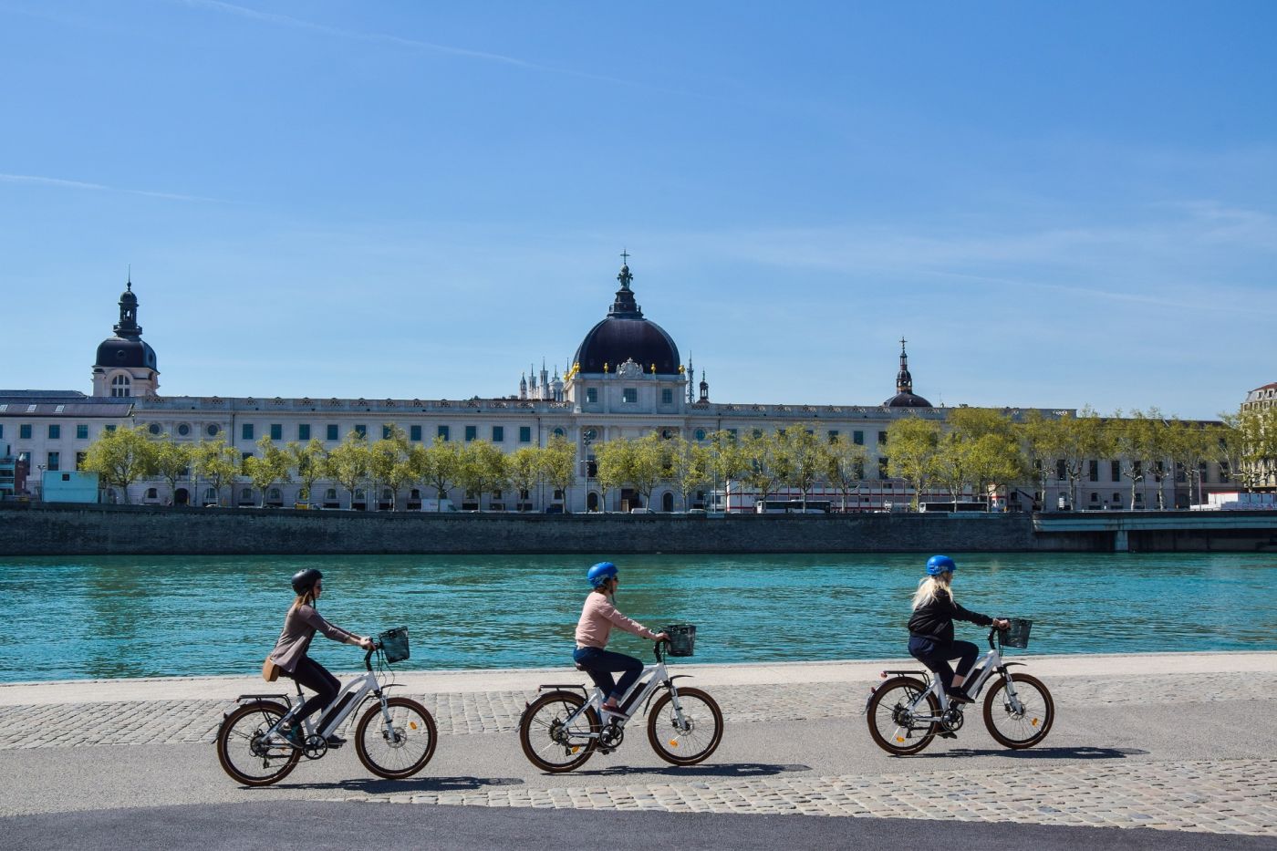 Lyon e-bike Tours - Mobilboard